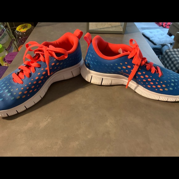 Nike Free Express shoes - Picture 3 of 6